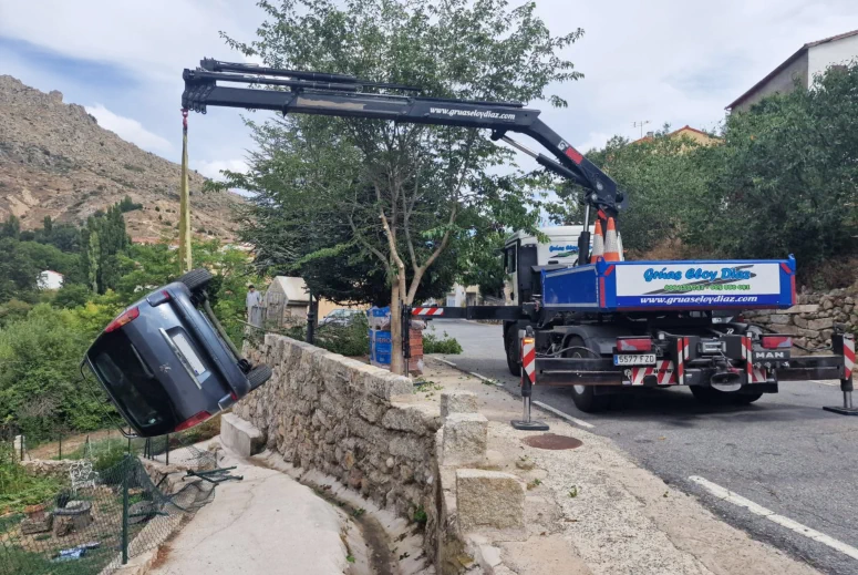Grúas Eloy Díaz asistencia y rescate de vehículos, asistencia en carretera, taller mecánico móvil reparaciones, transporte y custodia de vehículos, asistencia en viaje 365/24